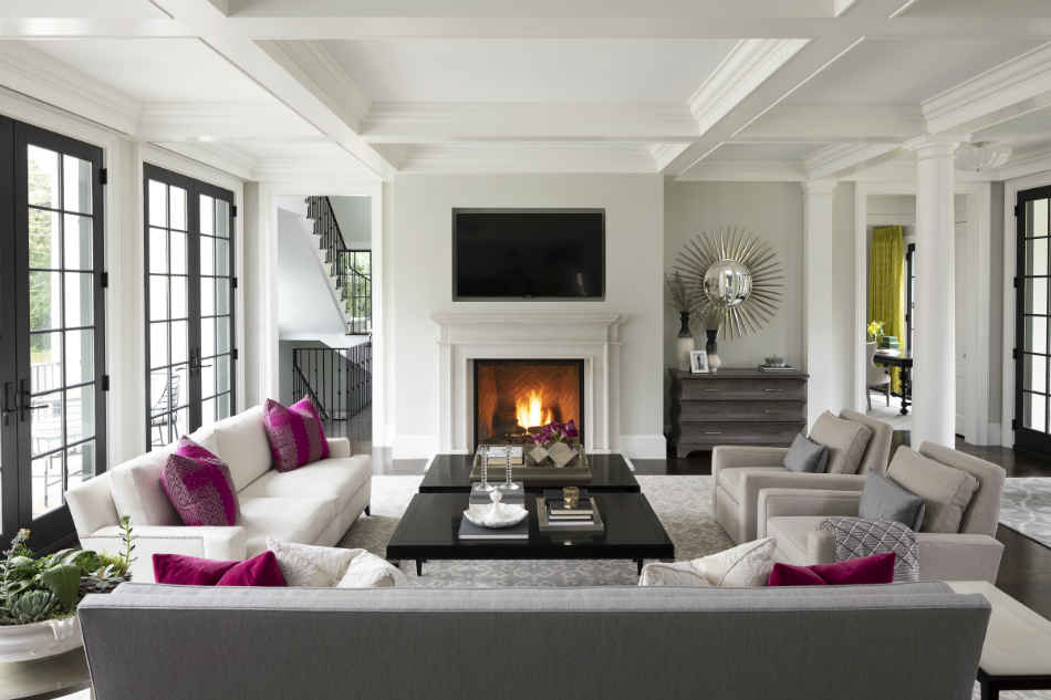 Creating a Chic Living Room Design for Entertaining