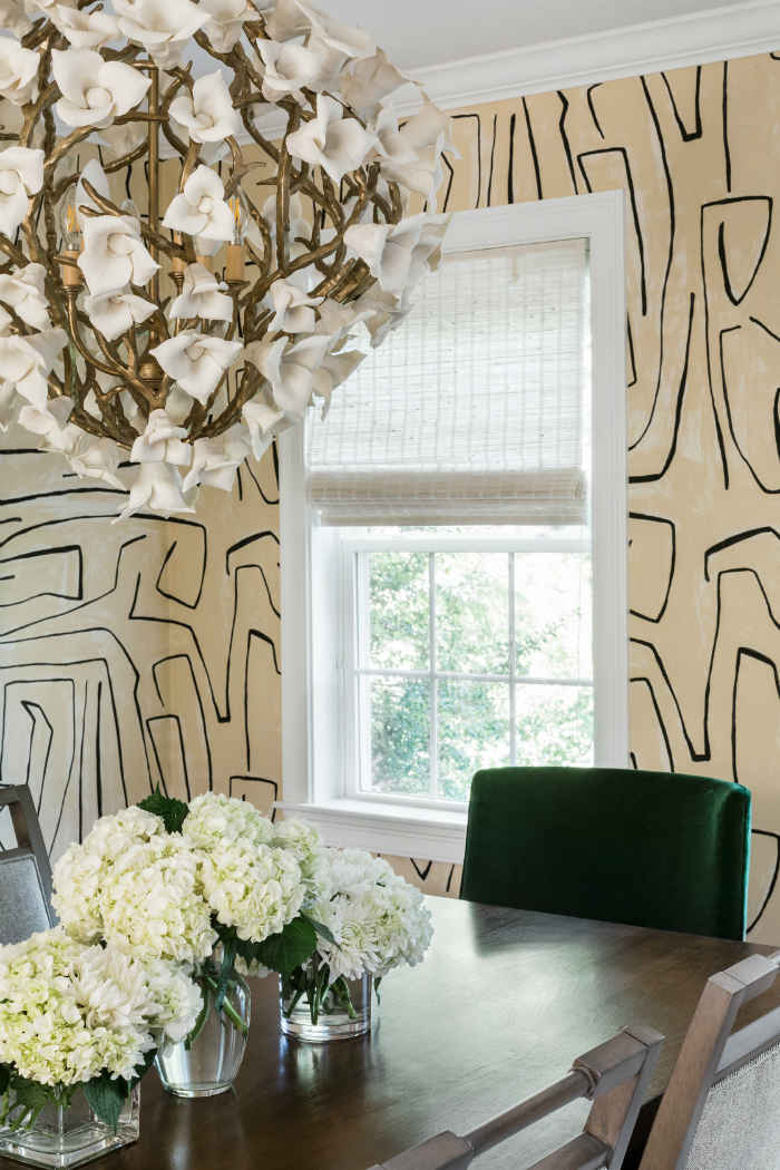 Dining Room Design With Wallpaper