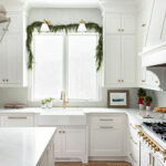 1 Holiday Decor For A Festive Kitchen