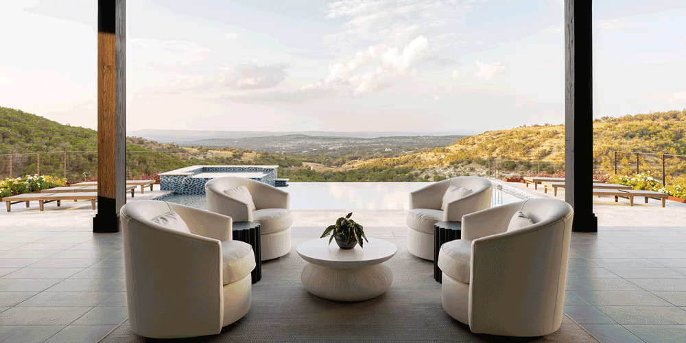 Luxe RED Readers' Choice Voting